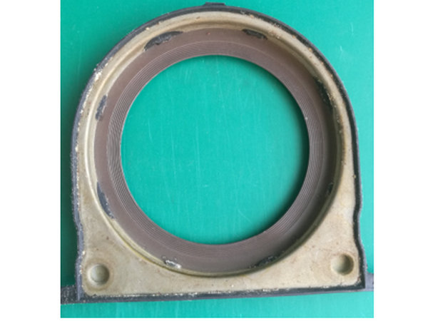 发动机曲轴油封